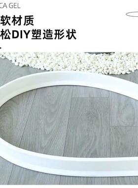 Simultaneous plant-based silicone fence fences with a green