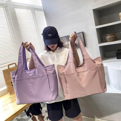 Big-capacity womens single- shoulder-to-wife bags. Short-di