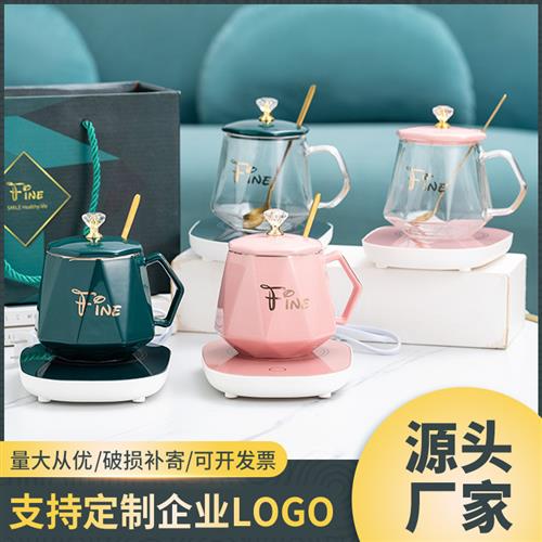 A creative cup gift box for a custom-made couple's china cup