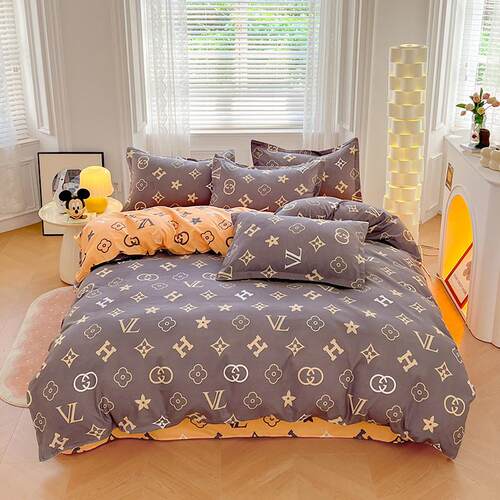 Three sets of bed items for the student dormitory, with four
