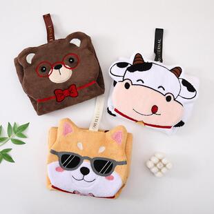 Childrens cartoons wipe their handkerchiefs in a walled tow