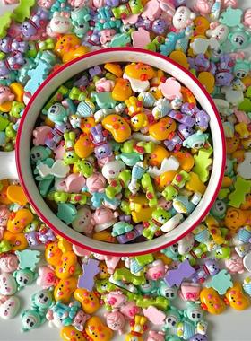 The resin component DIY is a blend of creamed glues iced wit