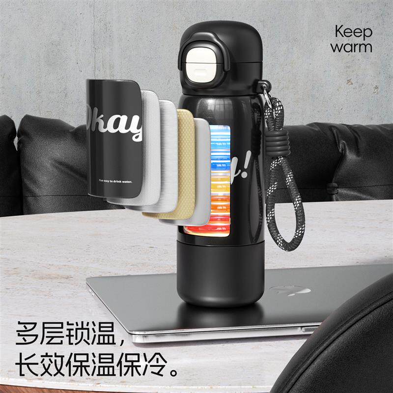 A two-drink straw with a glass of potable water for 316 cups