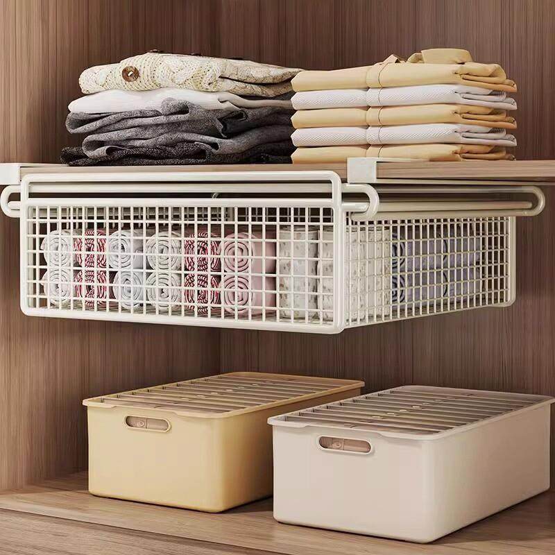 The closets filled with stratification drawers, and the sla