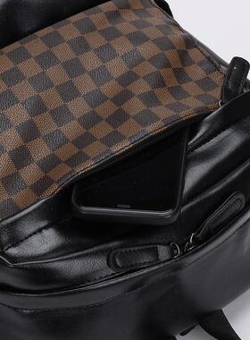 Fashion-thirty shoulderbags for a man with a large capacity