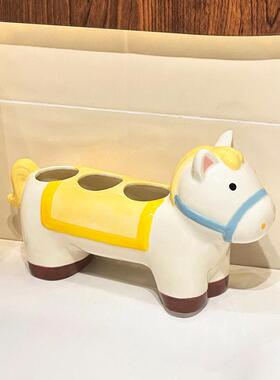 Rotten wooden horse porcelain electric brusher with a toilet