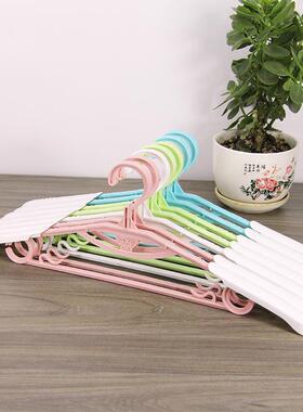 Dual-use non-slip traceless hanger for wet and dry clothes,