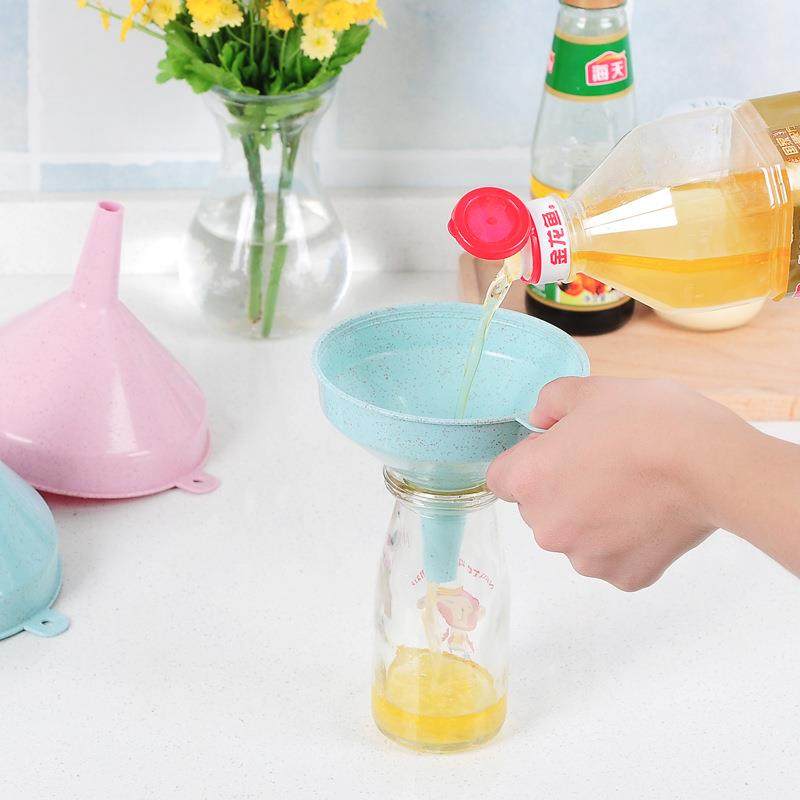 Household Plastic Funnel, Available in Various Sizes, Multi-