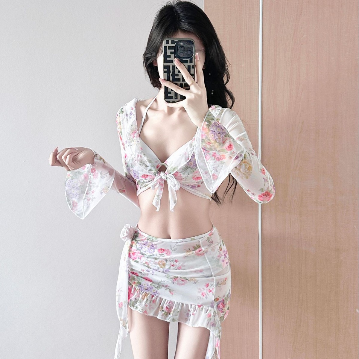 甜美水色调印花比基尼度假泳衣女