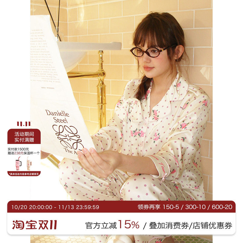 汝曼司法式波点玫瑰印花睡衣