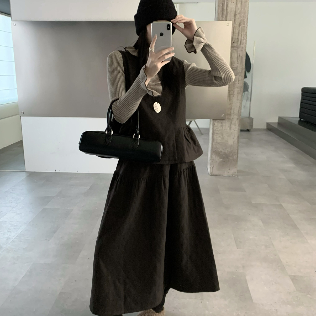 eternal.西子-首爆圆领夹棉加厚设计感下摆花边背心上衣背心51717