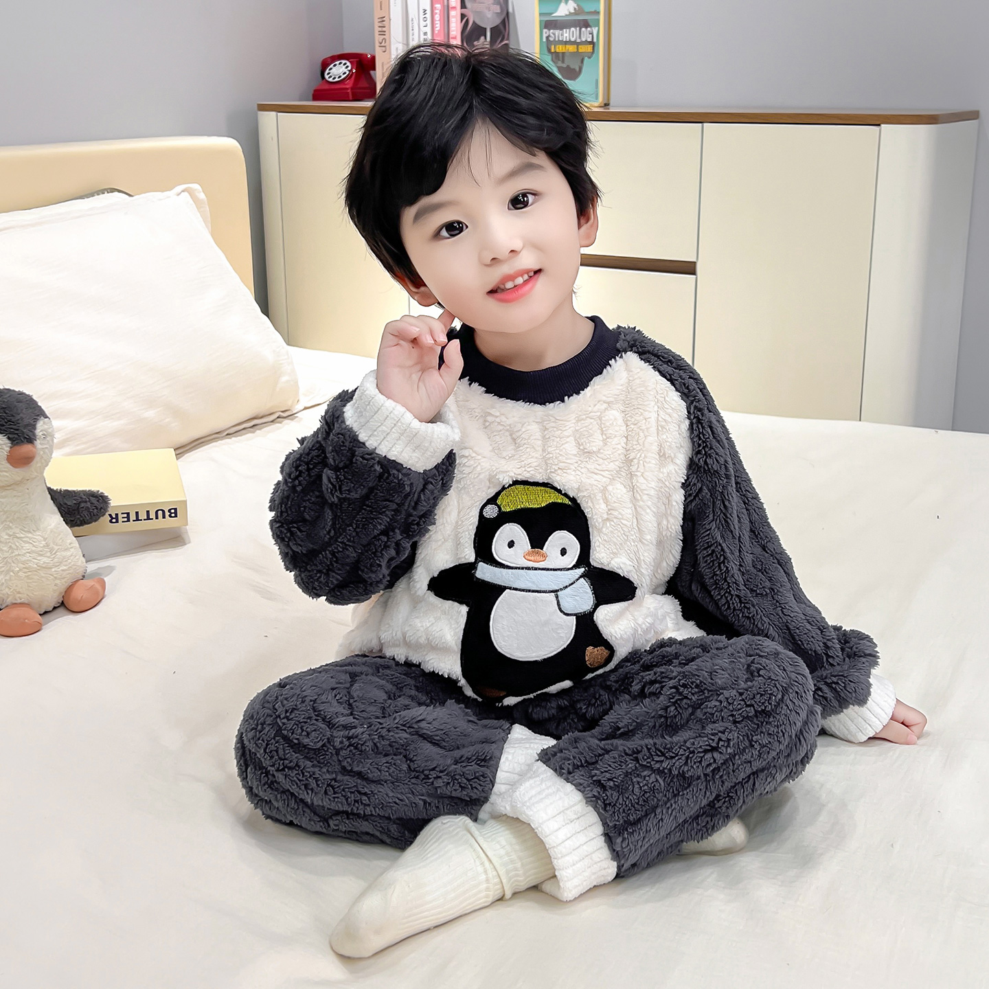 男童睡衣秋冬季法兰绒加厚珊瑚绒2025新款儿童家居服套装宝宝男孩