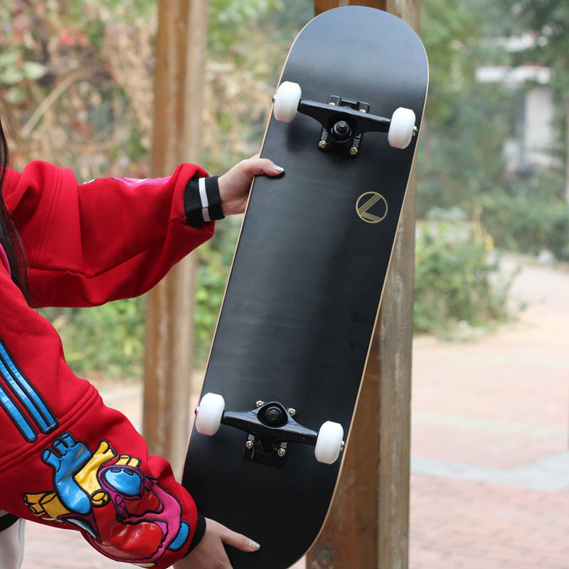 Skateboard pour homme femme - Ref 2595321 Image 1