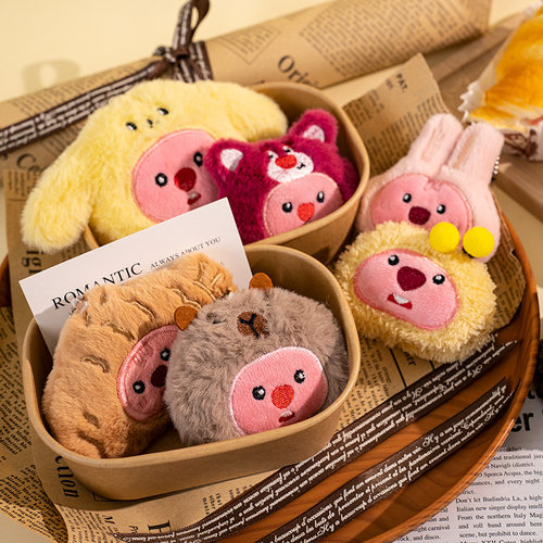 爆款毛绒loppy海狸卡通毛绒挂件包包服饰挂饰胸针钥匙扣diy礼物