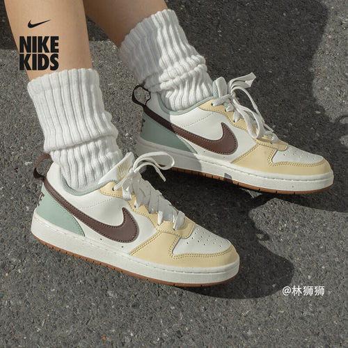 耐克新款低帮板鞋复古白黄拼接