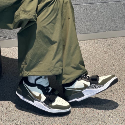 耐克AJ312女子缓震篮球鞋大童