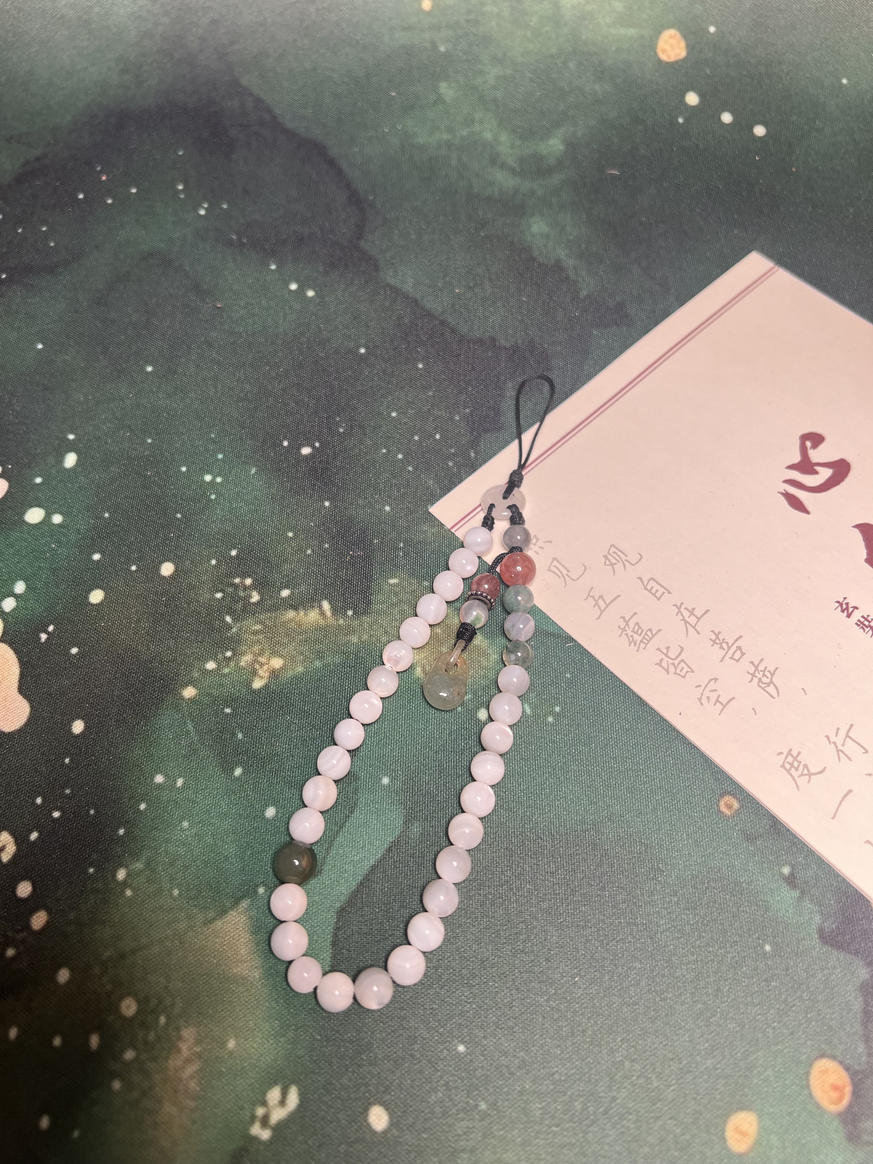天然翡翠白蝶贝手机挂绳男女精致手机链挂件贝壳珍珠手腕款挂饰