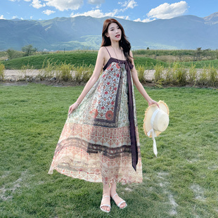 波西米亚复古印花吊带连衣裙海边度假裙沙滩绝美海岛旅游拍照穿搭