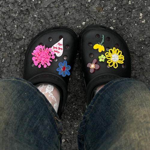 香港直发芭蕾洞洞鞋女鞋