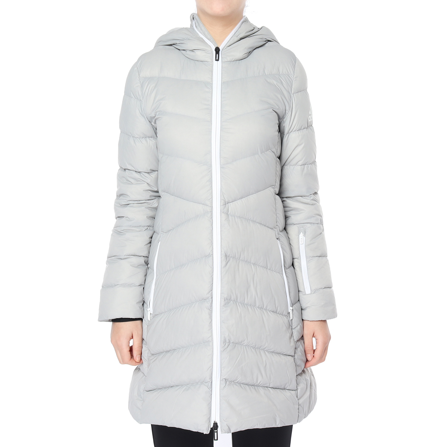 Adidas保暖运动休闲连帽羽绒服