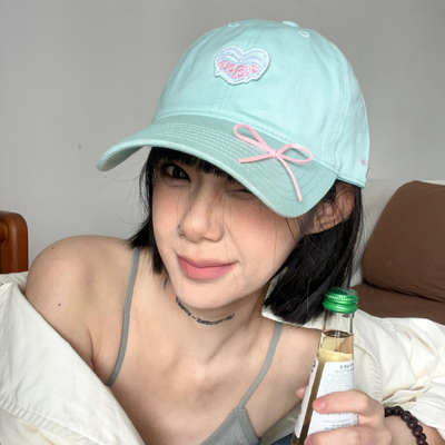 2025新款原创爱心刺绣鸭舌帽女蝴蝶结软妹棒球帽多巴胺薄荷绿帽子