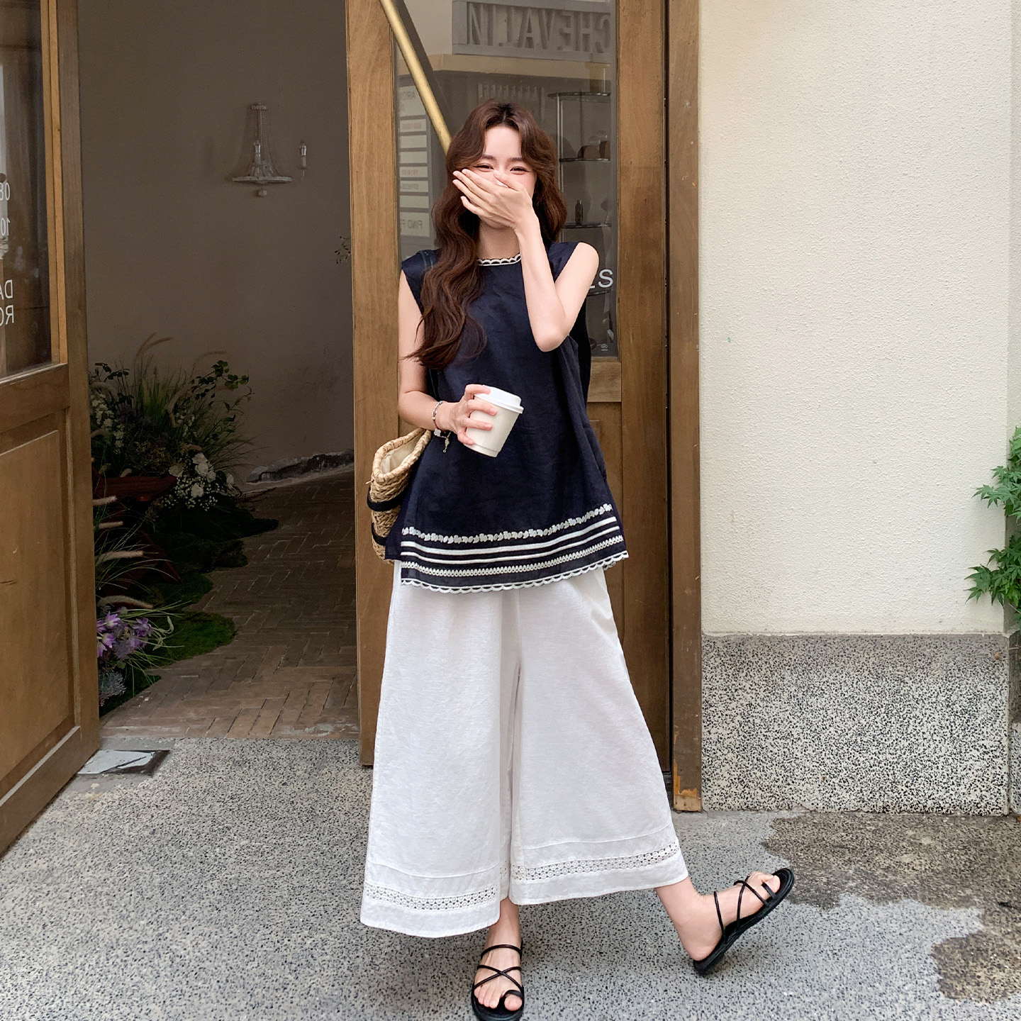 一整套ootd穿搭套装女2025夏新款慵懒风条纹刺绣背心阔腿裤两件套