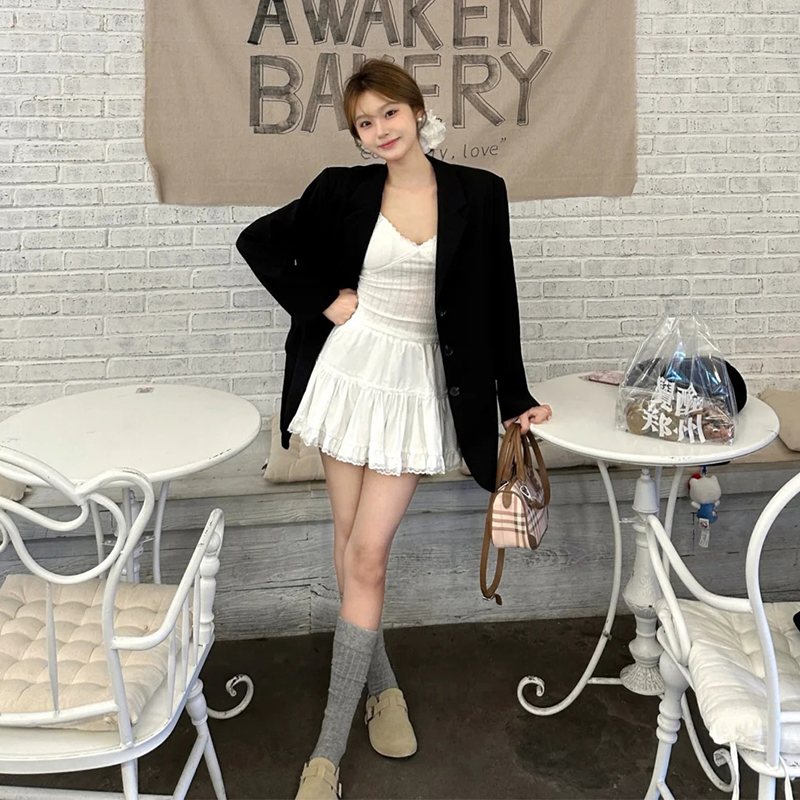 西装外套白色吊带连衣裙子女2025夏季穿搭新款小个子ootd一整套装