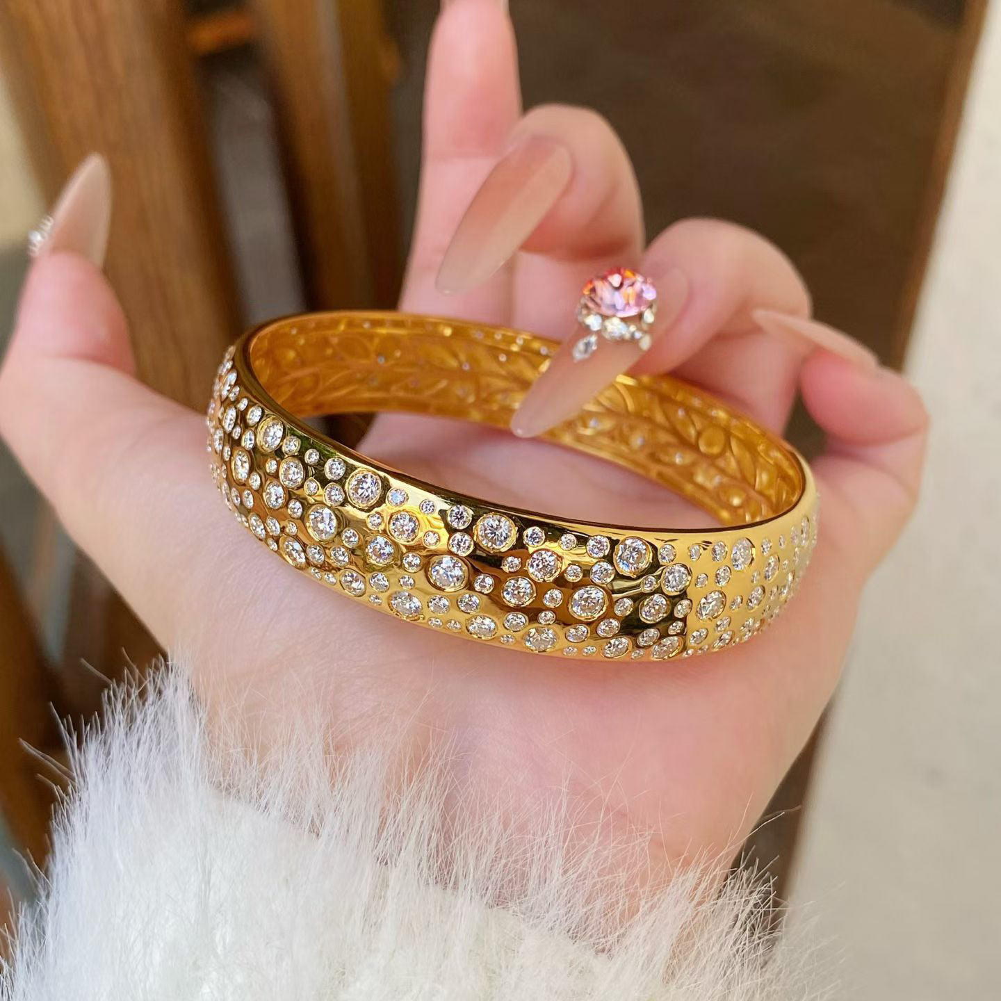 足金999中古风满天星黄金手镯宽版时尚小众简约送礼物