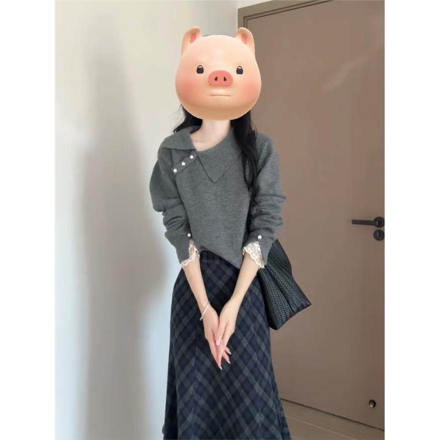 灰色翻领毛衣女秋冬2025秋季新款蕾丝拼接长袖针织衫套头短款上衣
