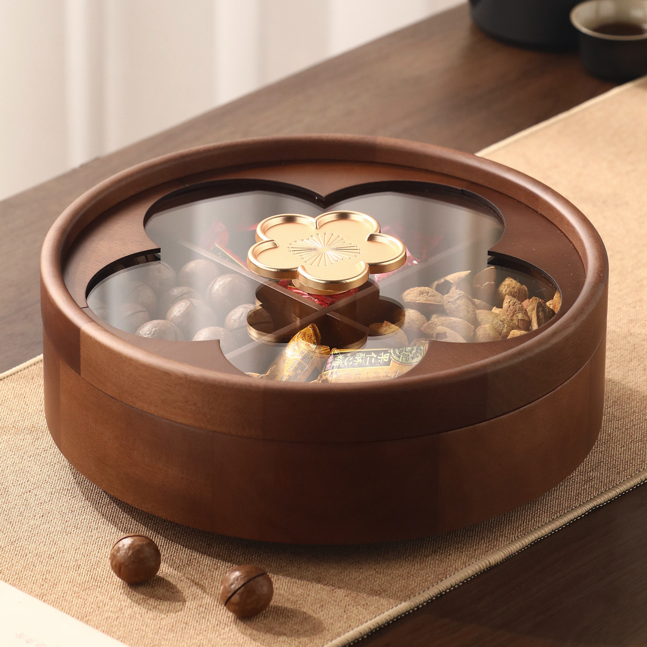 2026新款木质干果盘客厅轻奢高级感零食瓜子坚果收纳家用分格果盘