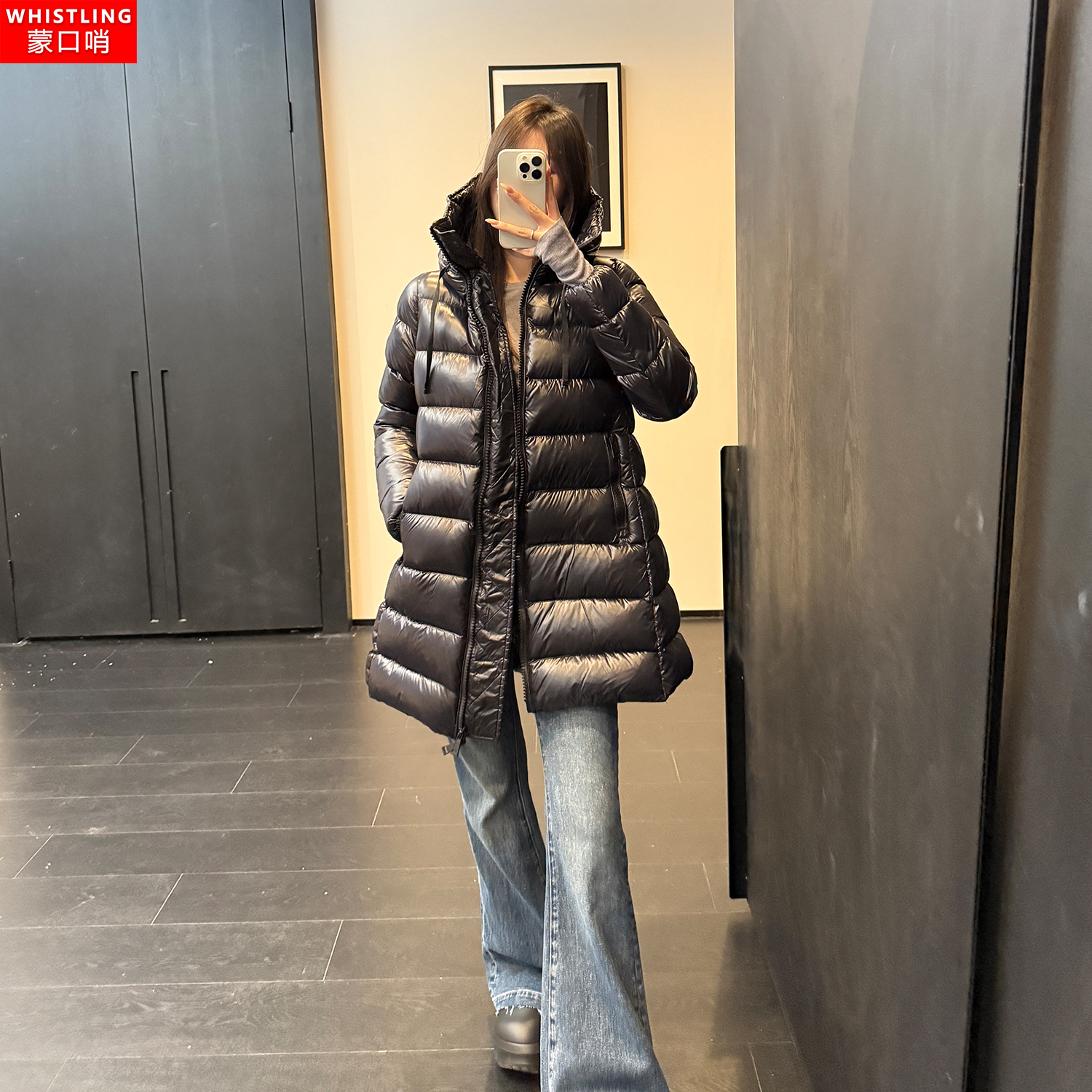 蒙口哨 明星同款！娃娃款黑色A字连帽羽绒服女冬季新款中长款外套
