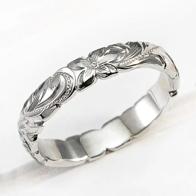 Elegant Carved Flower Pattern Band Classic Women Engagement