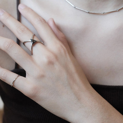 Sterling Silver Geometry Overlapping Zircon Ring for Women