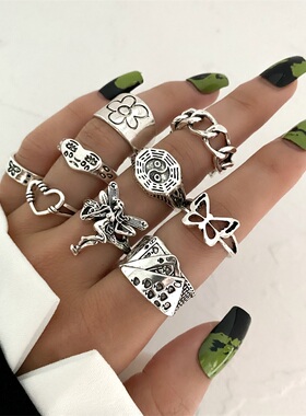 款式新颖戒指见详情合金