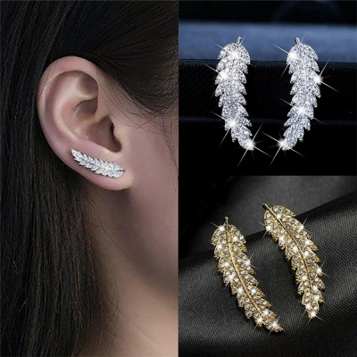 1 Pair Gorgeous Feather Ear Climbers Cuff Earrings Light