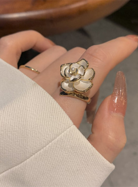 2023 New Elegant White Camellia Opening Ring for Woman