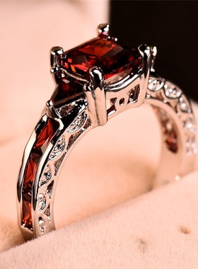 Fashion Elegant Women Silver Color Princess Square Cut