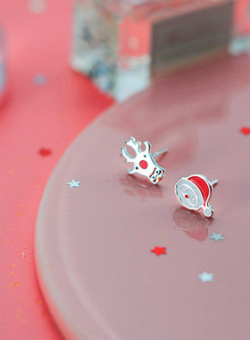 Earrings Korean version of asymmetric deer head Santa grandp
