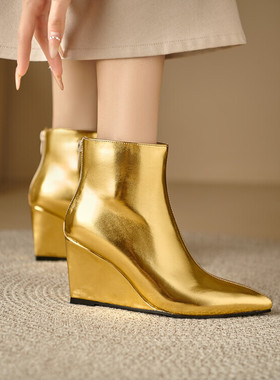 外贸秋冬皮靴舞台表演尖头坡跟高跟短靴女金色银色靴子大码靴PCSA