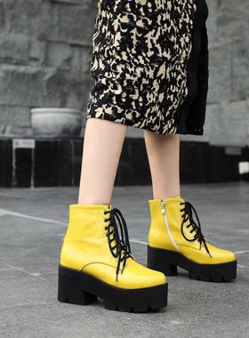 鞋子漆皮亮皮系带鞋松糕厚底马丁靴高跟短靴黄色紫色大码女靴 HTM