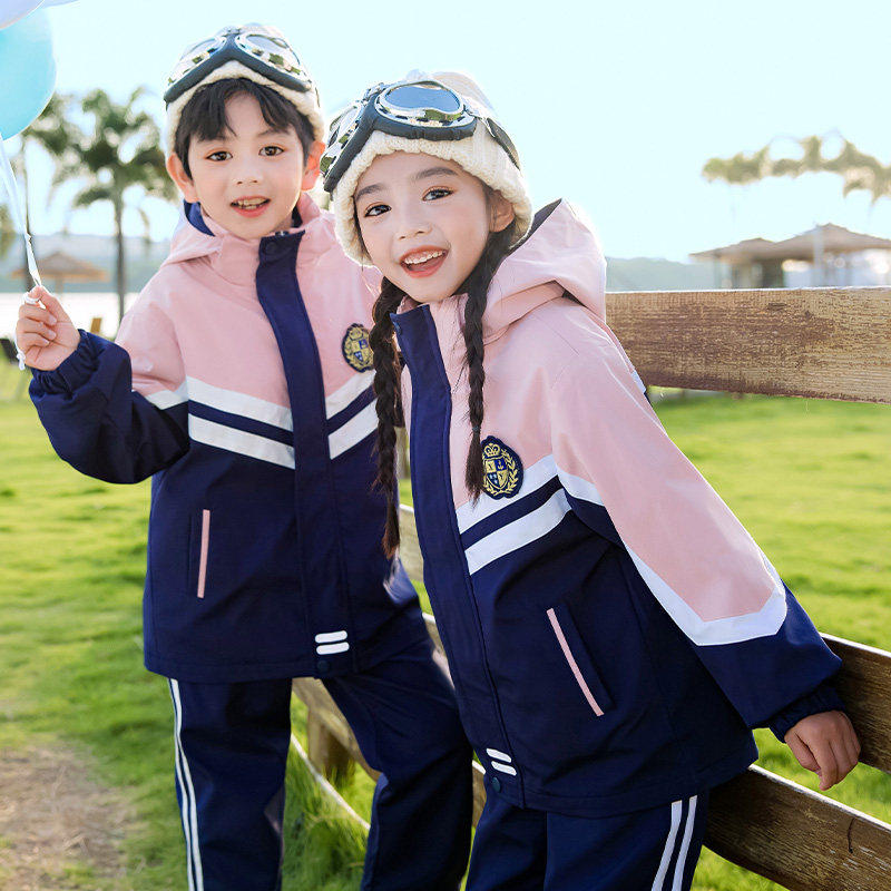 幼儿园园服秋冬款冲锋衣三件套班服中小学生校服三合一登山服套装