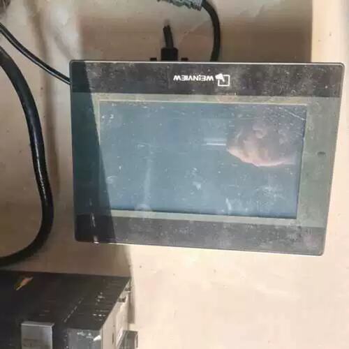议价TK6071iQ触控屏幕，成色如图，