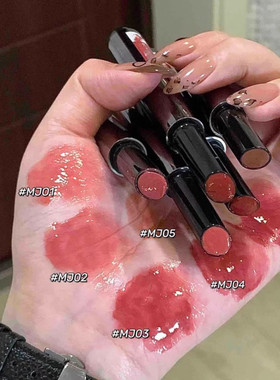 嫩到爆汁的唇冻！AZT雪吻水光唇冻镜面唇釉嘟嘟唇显白滋润不沾杯