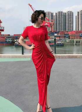 长款银闪闪过膝连衣裙女夏短袖新款修身显瘦开叉一步裙60905-1