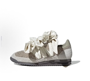 Caroline Hu x adidas originals 薄底 板鞋男女同款米棕色JQ8736