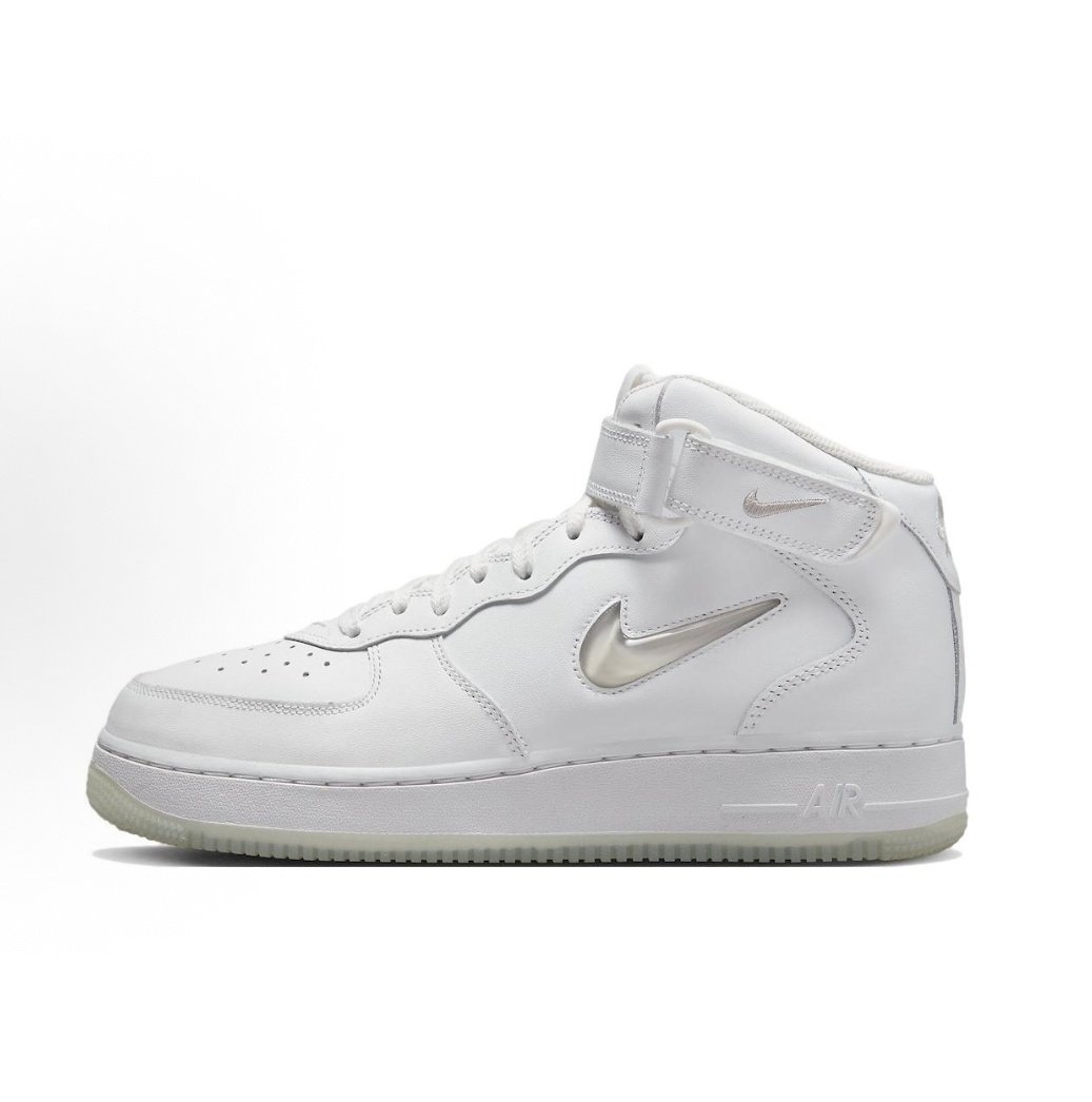 Nike Air Force 1 Jewel Surfaces中帮 板鞋白色白宝石DZ2672-101