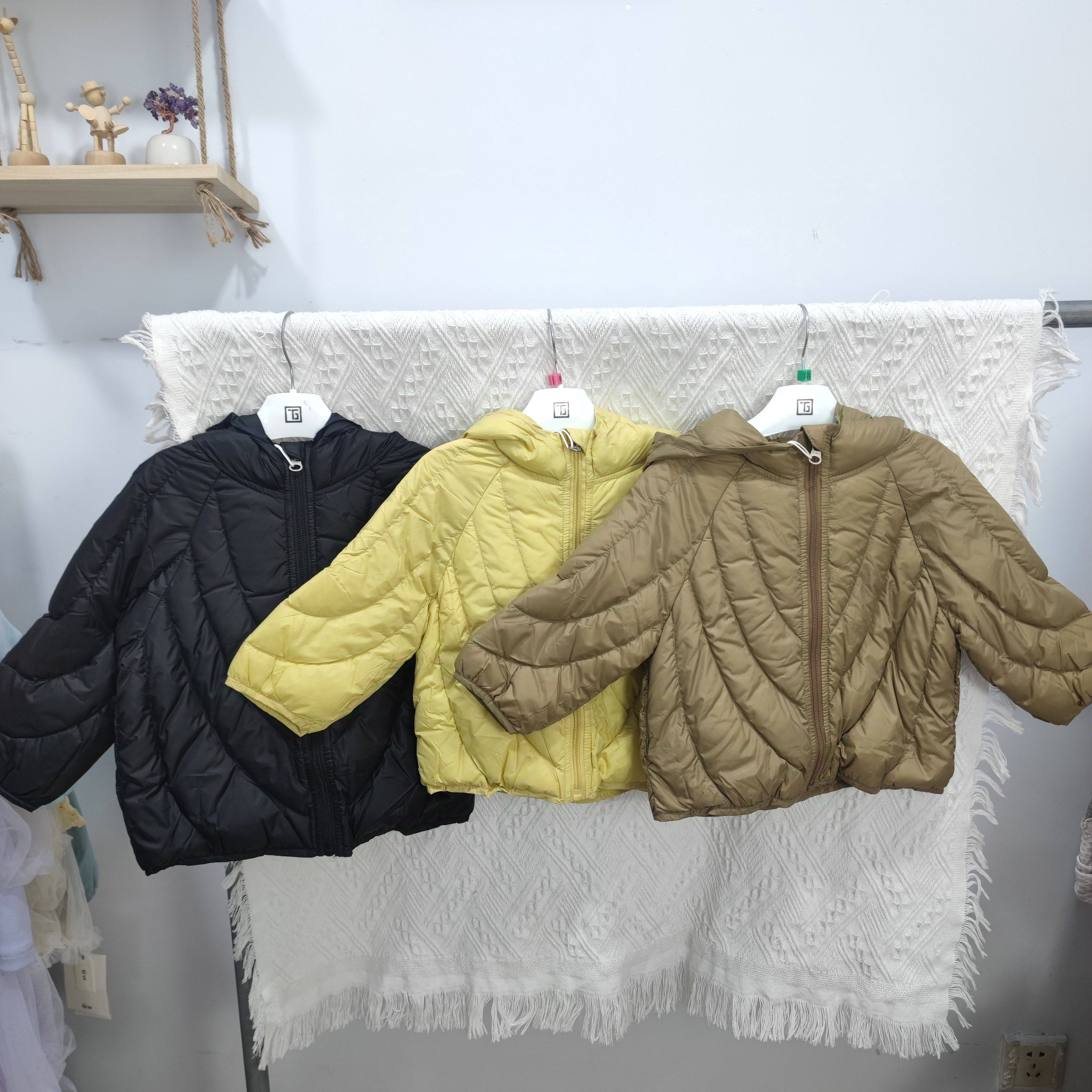 田果果品牌童装新款深秋冬韩版纯色90白鸭绒轻薄羽绒服男女小童