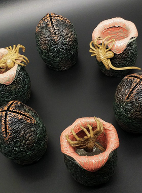 异形大战铁血战士手办模型母后电影周边玩具可动人偶抱面虫蛋摆件