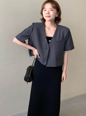 MOOTEA新款小香风短袖西装外套V领简约高级感职场通勤宽松短款