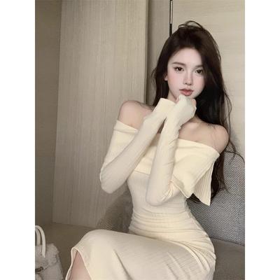 性感白色针织一字肩抹胸连衣裙女春秋内搭修身包臀百搭毛衣长裙子